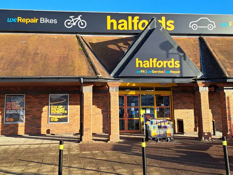 halfords store near me