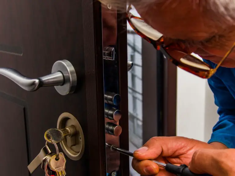 Get quotes for locksmiths near me